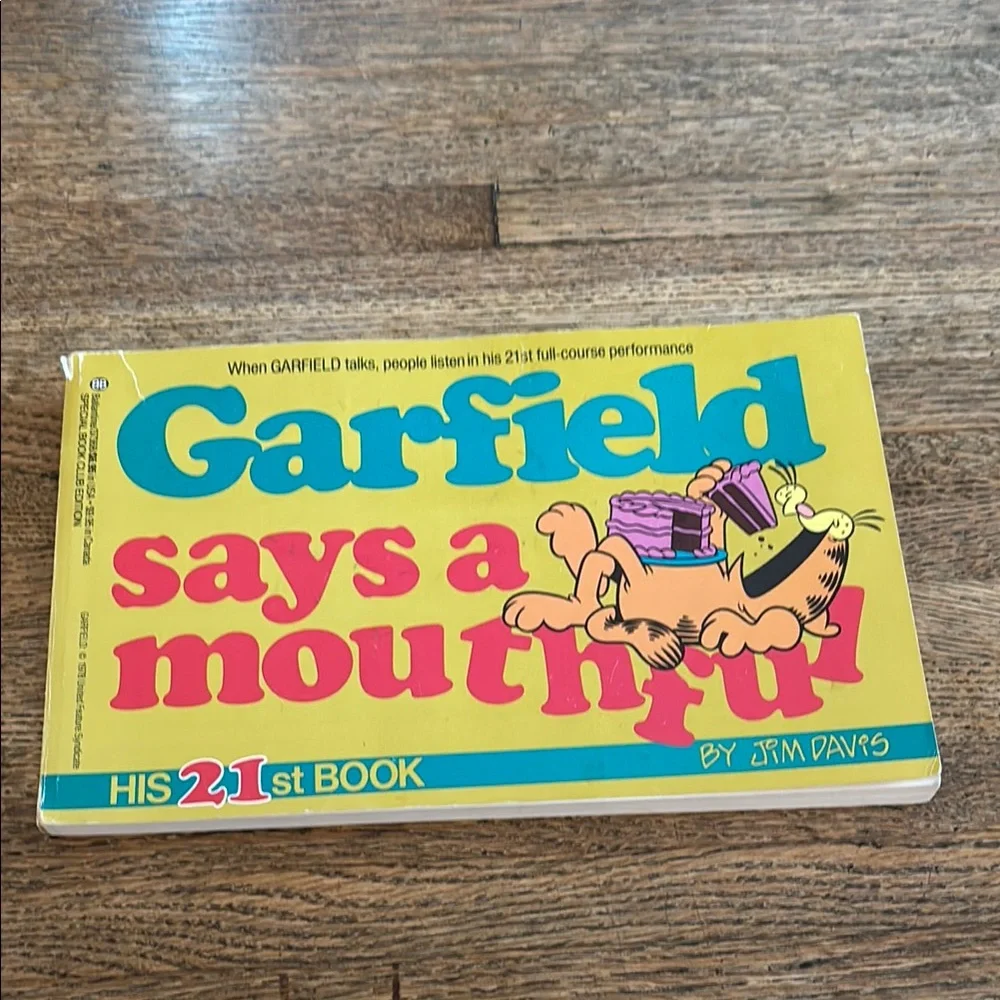 Vintage Set of 3 Garfield the Cat Comic Strip Funny Book Collection by Jim Davis